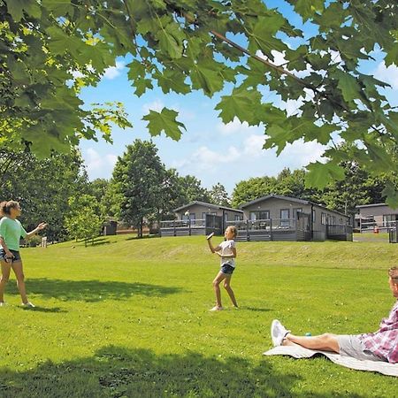 Aysgarth Lodges Экстерьер фото